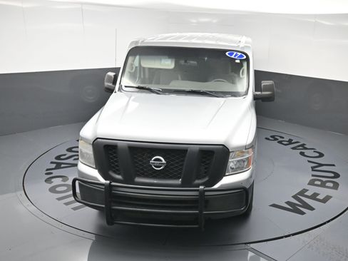 Used 2017 Nissan NV 3500 S w/ Power Package image 30