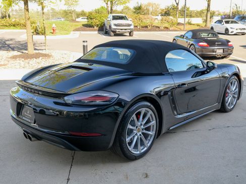 Used 2021 Porsche 718 Boxster S image 5