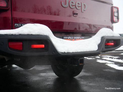 Used 2022 Jeep Gladiator Mojave w/ Cold Weather Group image 17