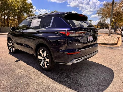 New 2026 Mitsubishi Outlander SEL FWD image 5