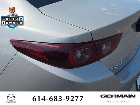 Used 2025 MAZDA MAZDA3 s FWD image 16