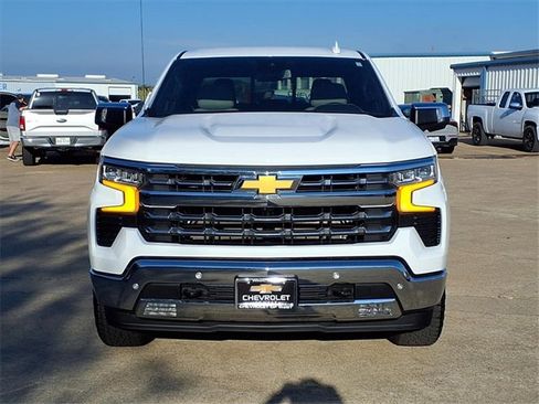 Used 2024 Chevrolet Silverado 1500 LTZ image 2