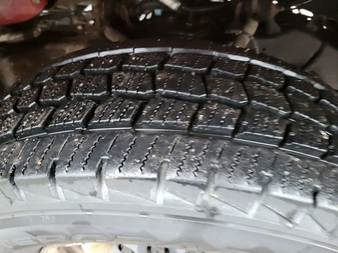 Used 2001 GMC Savana 3500 Extended w/ Marketing Option Pkg 2 image 19