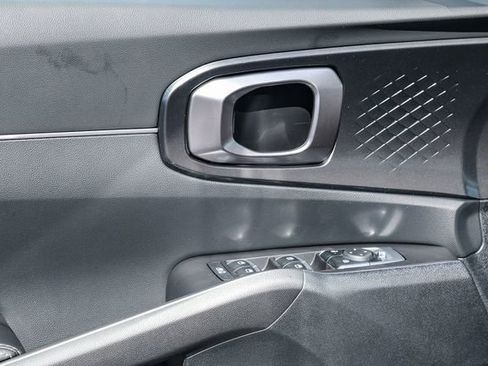 New 2025 Kia Sorento S w/ Panoramic Sunroof Package image 23