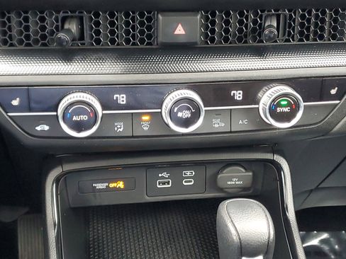 Used 2024 Honda CR-V EX image 29