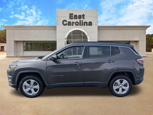 Used 2020 Jeep Compass Latitude AWD/4WD image 6