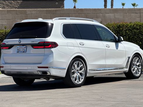 Used 2023 BMW X7 xDrive40i w/ Executive Package AWD/4WD image 4