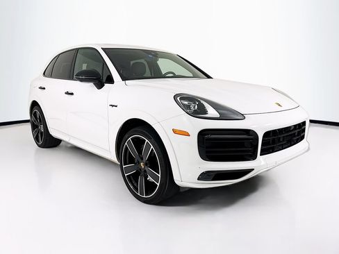 Certified 2023 Porsche Cayenne Platinum Edition AWD/4WD image 9