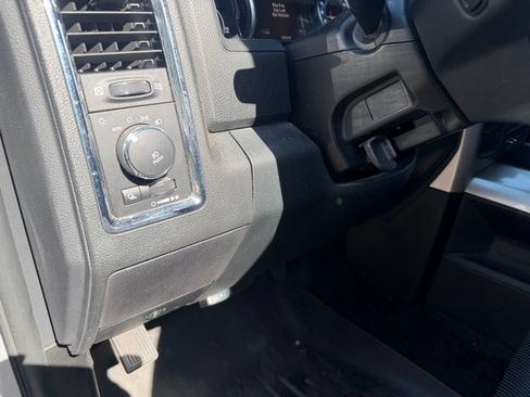 Used 2017 RAM 2500 Laramie AWD/4WD image 22