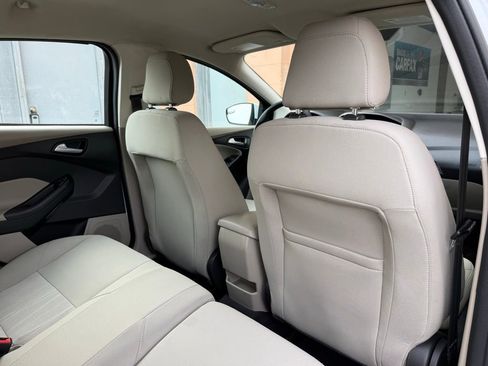 Used 2018 Ford Focus SE image 14