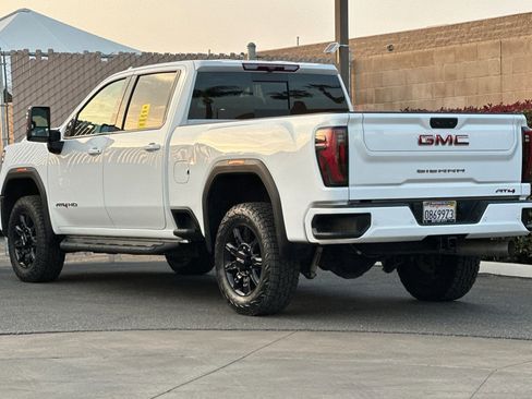 Certified 2024 GMC Sierra 2500 AT4 w/ AT4 Preferred Package image 6