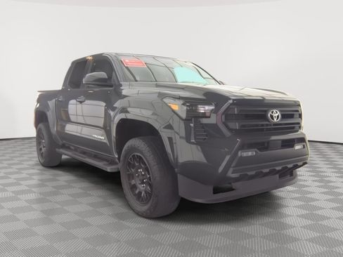 Used 2025 Toyota Tacoma SR5 RWD image 16