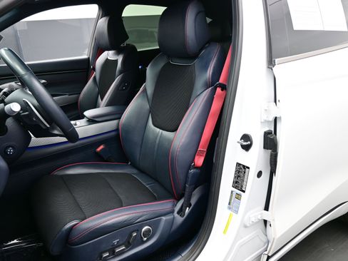 Certified 2022 Genesis GV70 3.5T Sport image 12