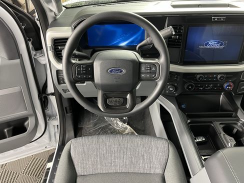 New 2026 Ford F250 XLT w/ XLT Premium Package image 13