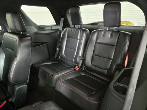Used 2019 Ford Explorer Sport w/ Equipment Group 401A AWD/4WD image 13
