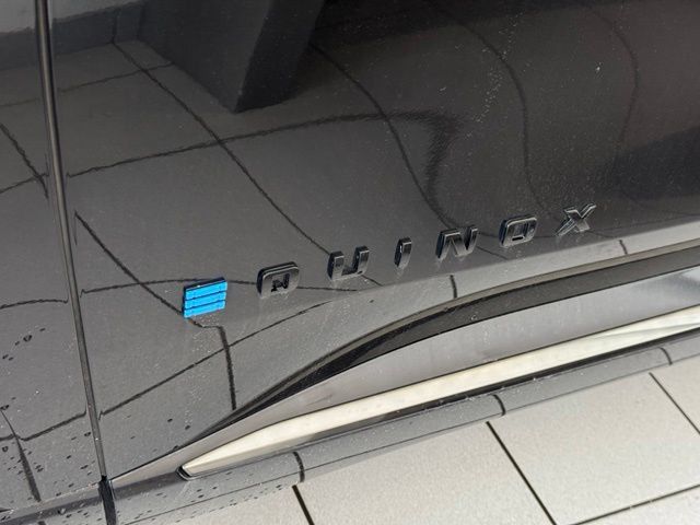 Used 2026 Chevrolet Equinox EV RS AWD/4WD image 37