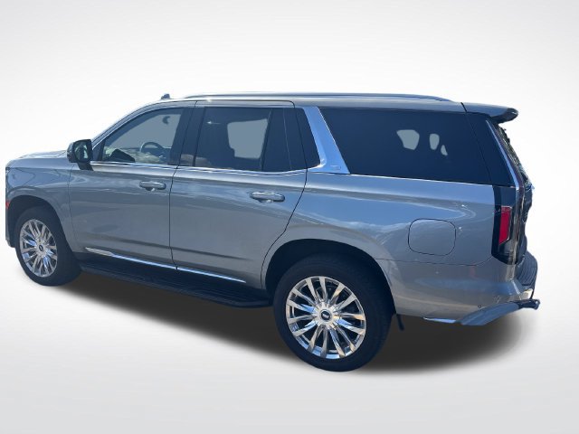 Used 2023 Cadillac Escalade Premium Luxury RWD image 3