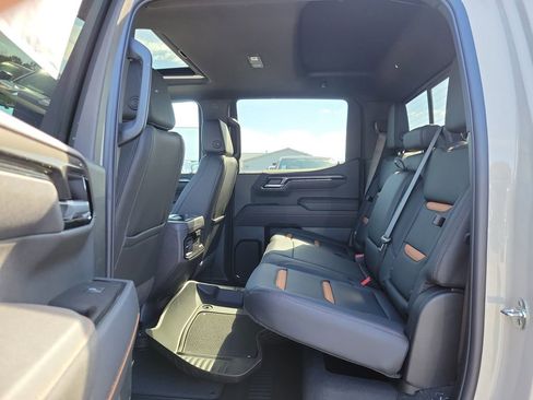 New 2026 GMC Sierra 1500 AT4 w/ AT4 Premium Package AWD/4WD image 14