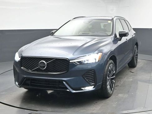 New 2026 Volvo XC60 B5 Ultra w/ Protection Package Premier image 3