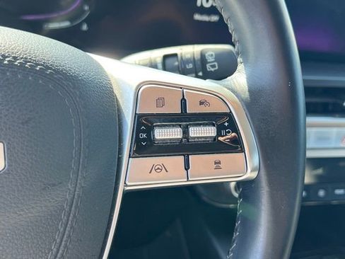 Used 2023 Kia Telluride LX image 24