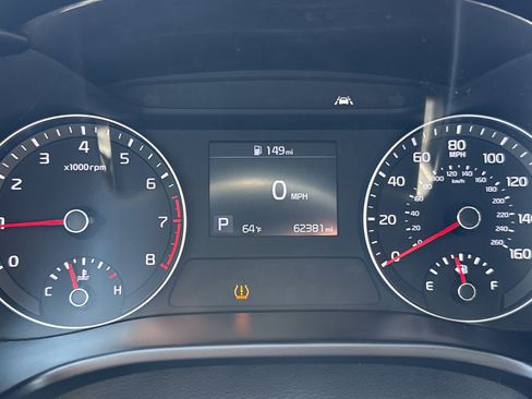 Used 2019 Kia Forte LXS FWD image 18