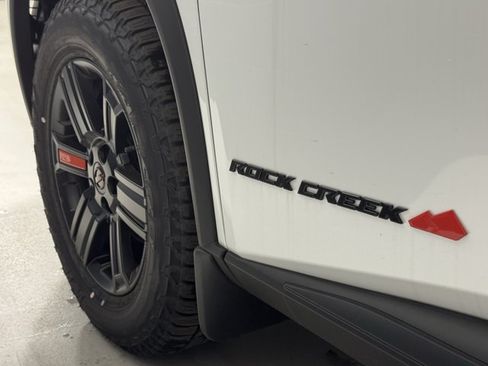 New 2026 Nissan Rogue SV AWD/4WD image 25
