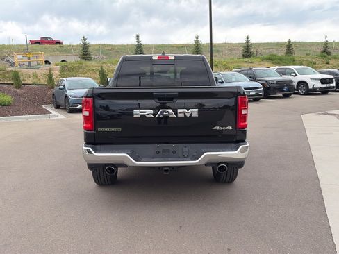 Used 2025 RAM 1500 Big Horn AWD/4WD image 13