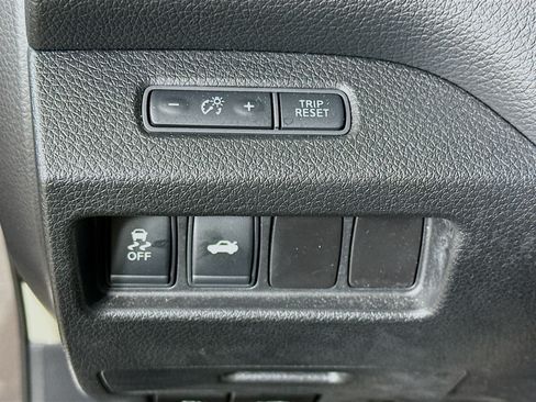 Used 2013 Nissan Altima 2.5 S FWD image 17