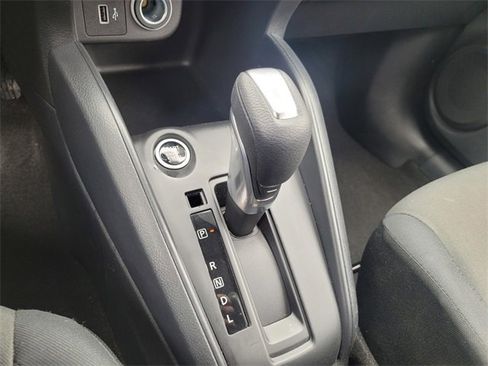 Used 2024 Nissan Kicks S image 15