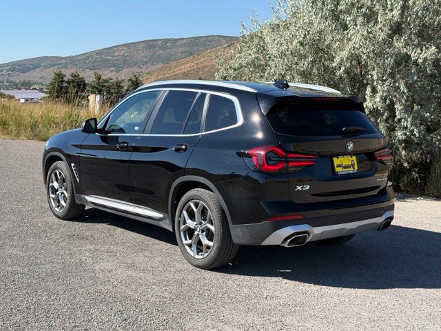 Used 2024 BMW X3 xDrive30i AWD/4WD image 3