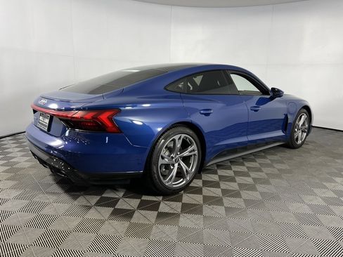 Used 2024 Audi e-tron GT Premium Plus image 7