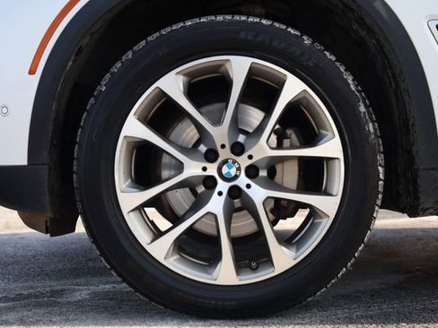 Used 2023 BMW X5 xDrive40i image 8