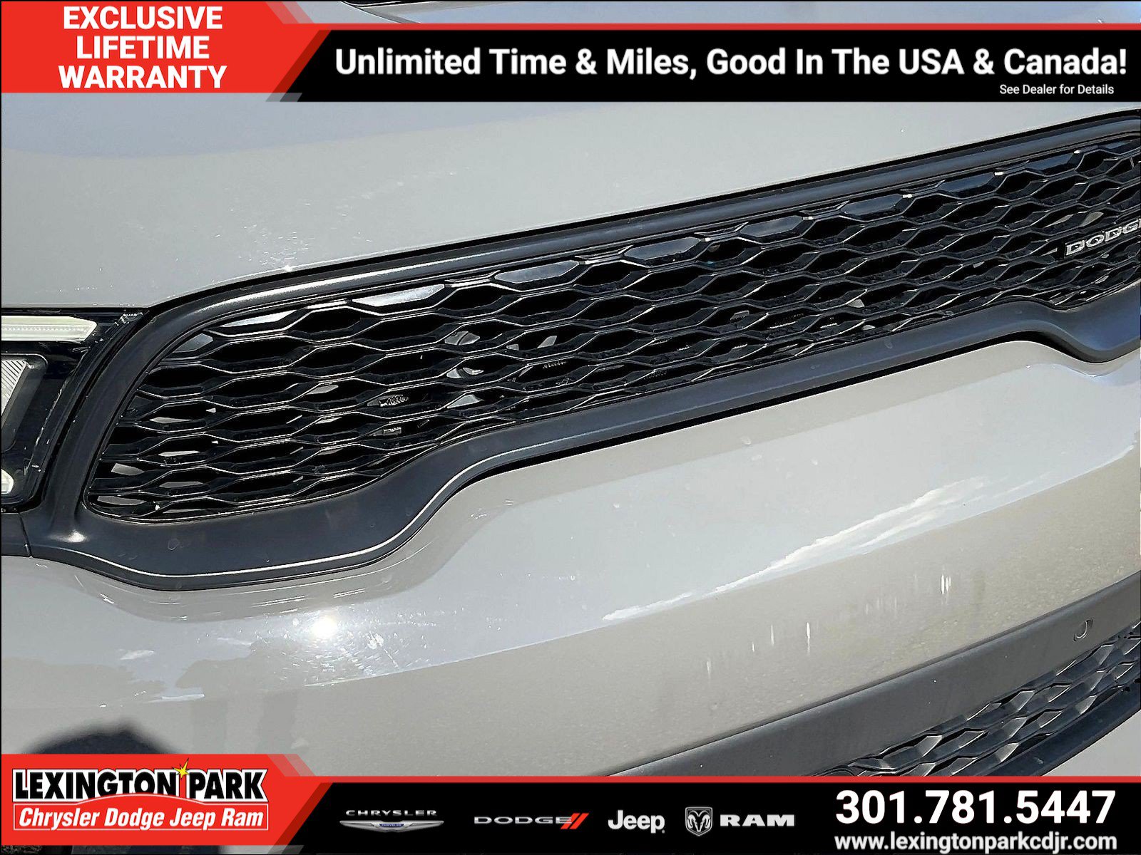 Used 2023 Dodge Durango R/T w/ Tow 'N Go Package AWD/4WD image 33