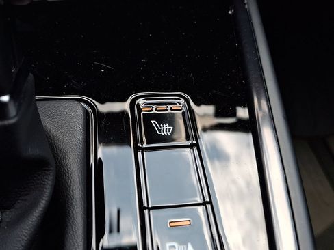 Certified 2023 Kia Niro EX FWD image 25