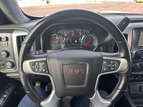 Used 2018 GMC Sierra 1500 SLT image 16