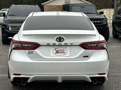 Used 2023 Toyota Camry XSE image 3