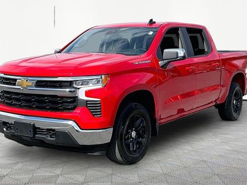 Used 2023 Chevrolet Silverado 1500 LT image 3