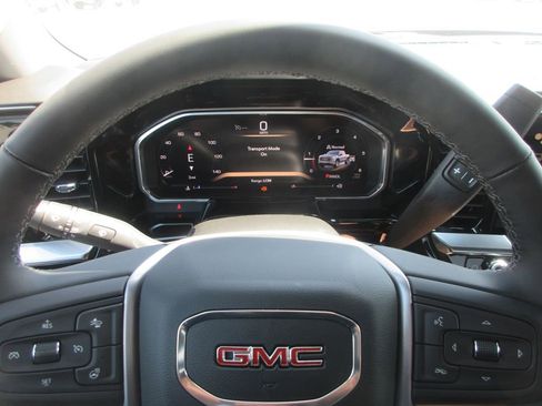 New 2026 GMC Sierra 1500 Elevation w/ Elevation Select Package AWD/4WD image 17