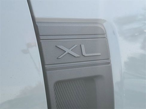 Certified 2022 Ford Maverick XL image 6