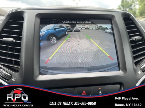 Used 2021 Jeep Cherokee Latitude Lux 80th Anniv w/ Quick Order Package 26U 80TH AWD/4WD image 11