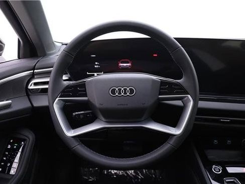 Used 2025 Audi A5 2.0T Premium w/ Premium Plus AWD/4WD image 13