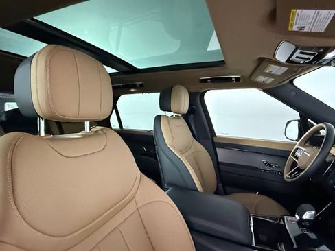 Certified 2025 Land Rover Range Rover Sport Autobiography AWD/4WD image 39