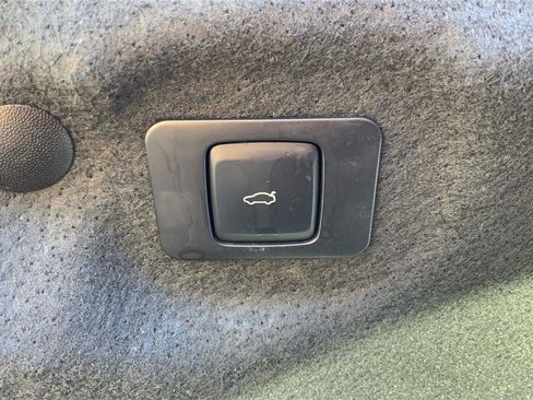 Used 2018 Lincoln MKZ Select w/ Select Plus Package image 31