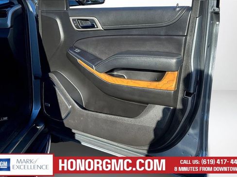 Used 2020 GMC Yukon Denali w/ Open Road Package AWD/4WD image 29