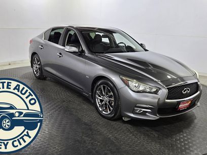 Used 2017 INFINITI Q50 Signature Edition w/ All Weather Package (L93)