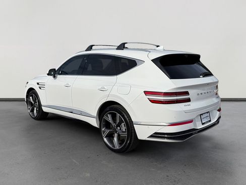 Used 2025 Genesis GV80 3.5T Prestige image 3