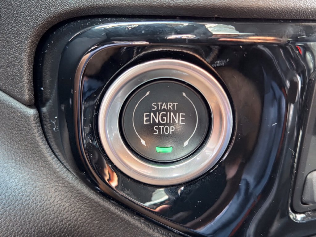Used 2024 Chevrolet Silverado 1500 RST w/ Convenience Package II RWD image 26