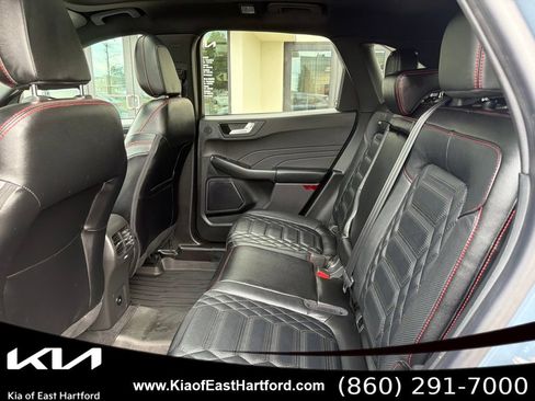 Used 2023 Ford Escape ST-Line Elite w/ Premium Technology Package AWD/4WD image 19