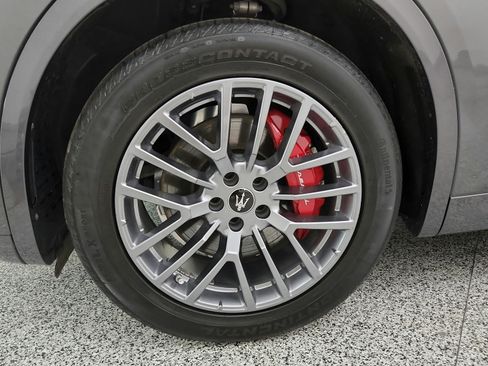 Used 2023 Maserati Grecale GT AWD/4WD image 36