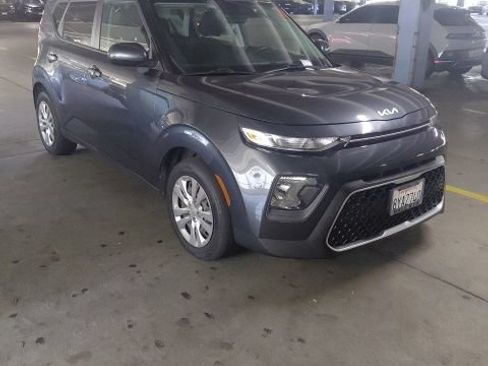 Used 2022 Kia Soul LX w/ Paint Protection Package FWD image 1